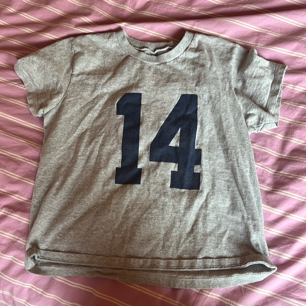 Brandy Melville tee shirt